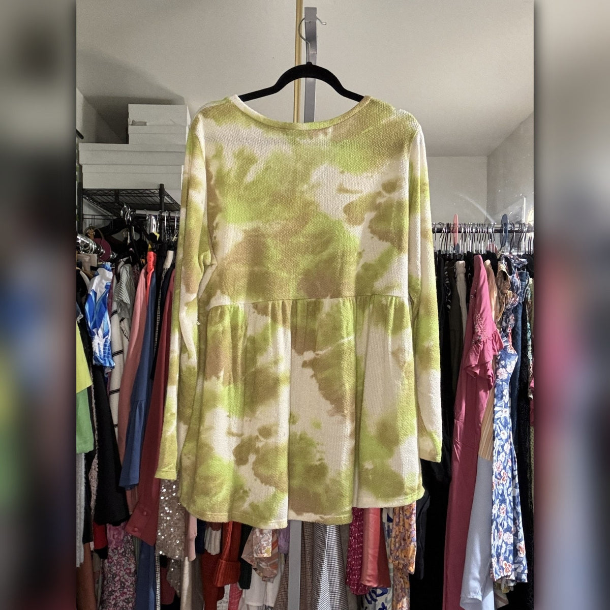 A518 • Green Tie-Dye Textured Waffle Knit Babydoll V-Neck Long Sleeve Top